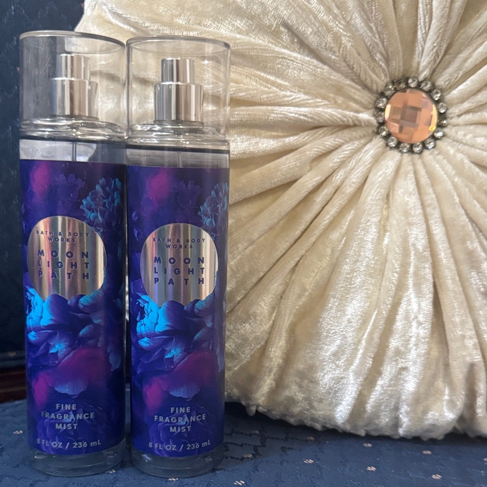 Bath & Body Works Moonlight Path Fragrance Mist - Purple and Blue